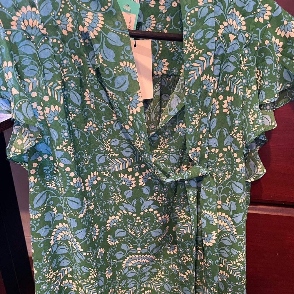 Sugarlips Green Floral Blouse